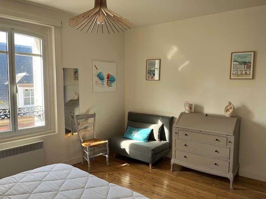 Les Bains De Trouville Екстер'єр фото